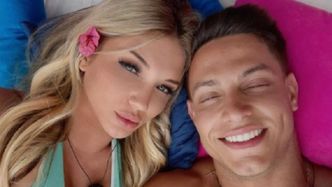 Caroline i Mateusz z "Love Island" ROZSTALI SIĘ! "To dla nas trudny czas"