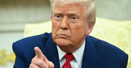 Trump obiecał, że cła przyciągną wielkie inwestycje do USA. Urzędnicy są zdziwieni