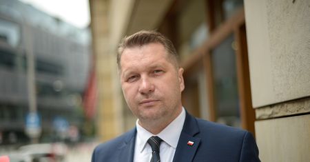 Jakie wykształcenie ma minister Czarnek? Można się zdziwić