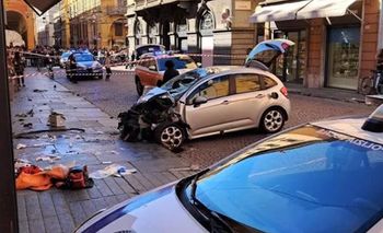We Włoszech auto wjechało w pieszych. 7 osób rannych. Dwie są w stanie krytycznym