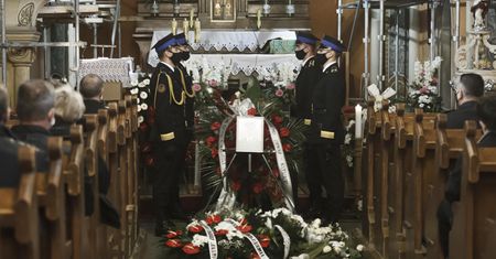Roztoka. Pogrzeb Macieja Aleksiuka. Rozdzierające słowa matki młodego piłkarza
