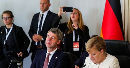 Angela Merkel wstrząśnięta nagłą śmiercią ambasadora Niemiec w Chinach