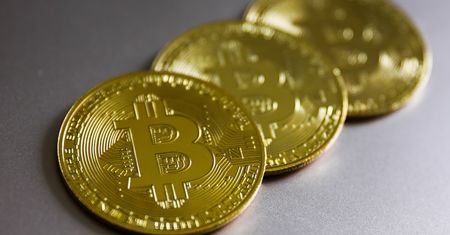 Pieniądze odpływają z rynku bitcoina. Historyczny rekord
