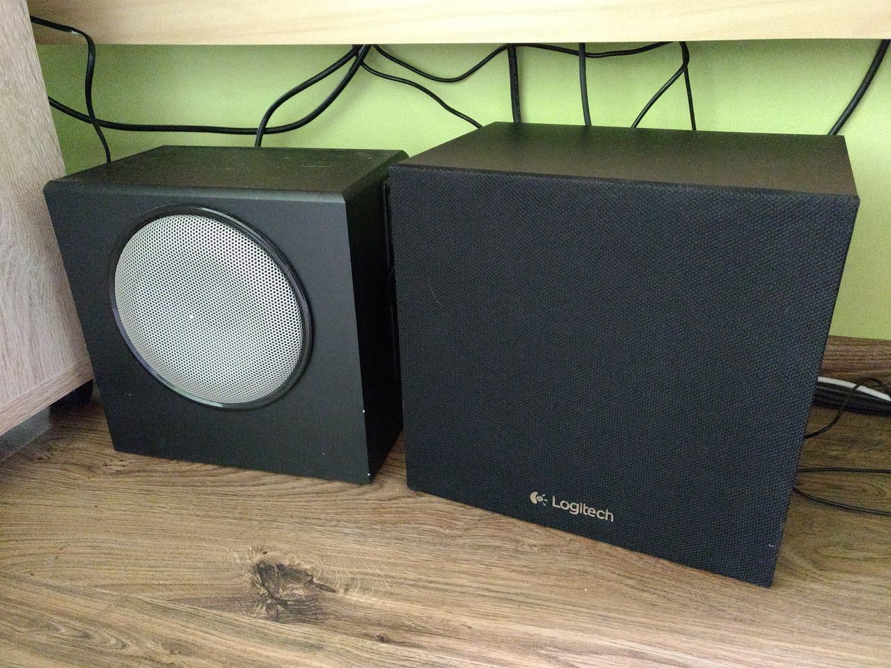 Subwoofer X-230 vs z533