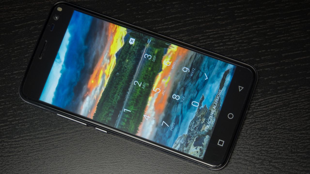 Bluboo Xfire 2 – metalowa obudowa, obsługa DUAL SIM i czytnik linii papilarnych za 349 złotych!