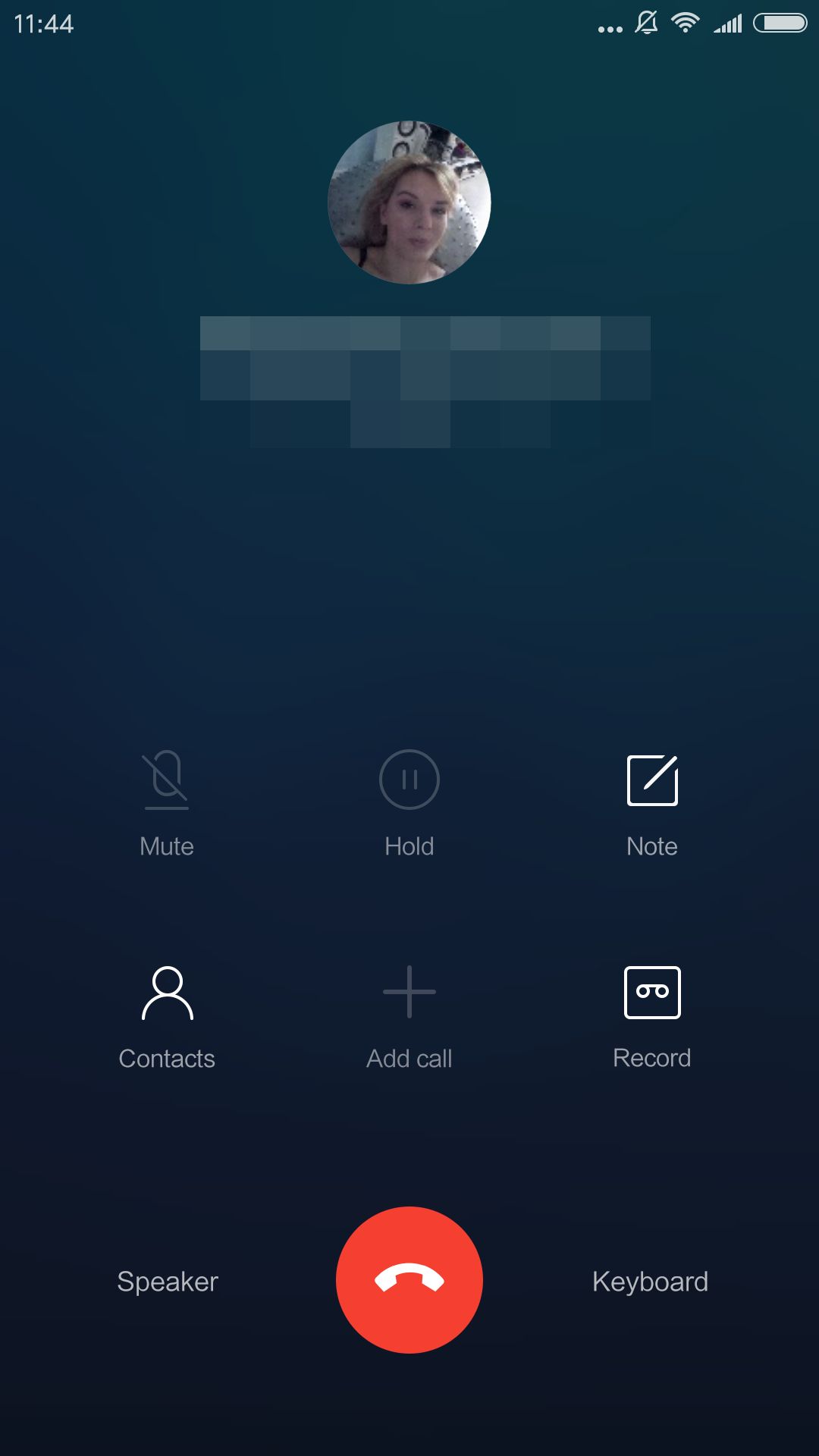 Ekran dialera MIUI 8