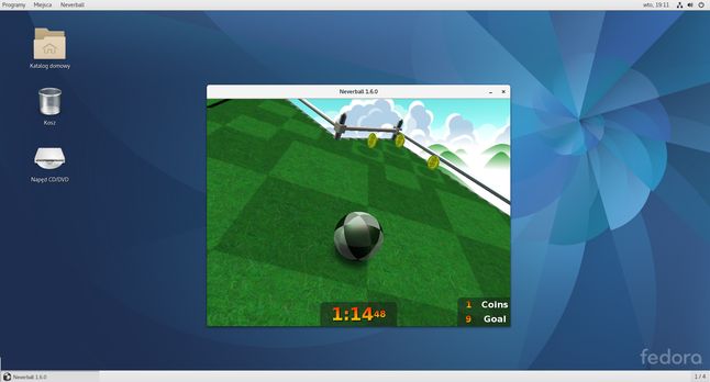 Interfejs w trybie klasycznego GNOME, Wayland płynnie rysuje grafikę 3D w grze Neverball
