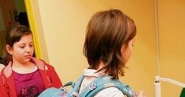 Ile kilogramów dźwiga na plecach twoje dziecko?