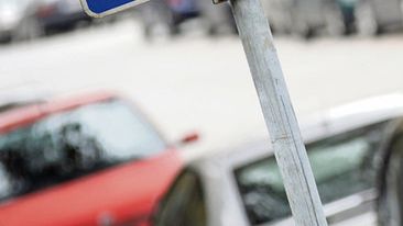 Postój przy ul. Pretficza zajmowany jest przez zwykłe auta