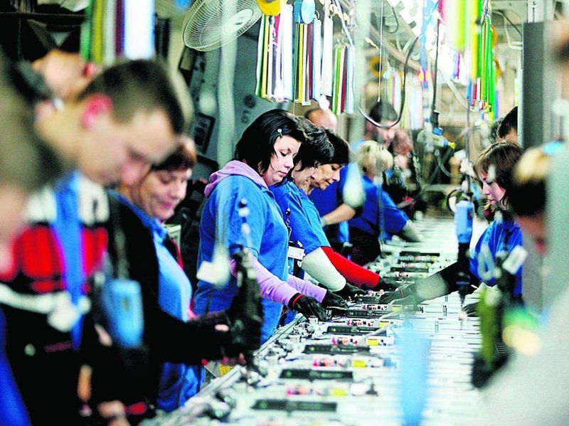 W podwrocławskiej fabryce LG Display pracuje ponad 2 tys. osób z całego regionu