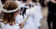 Z powodu pandemii pierwsze komunie święte odbędą się w małych grupach lub indywidulanie.