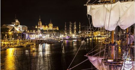 "Zakochaj się w Polsce nocą" - Regaty Wielkich Żaglowców