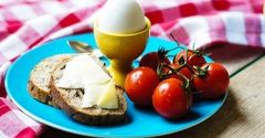 Co powinno się znaleźć w zdrowym, śniadaniowym menu?