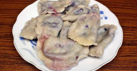 Pierogi z jagodami - prosty przepis