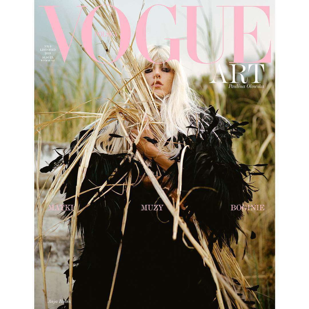 Anja Rubik na okładce "Vogue Polska" - listopad 2018