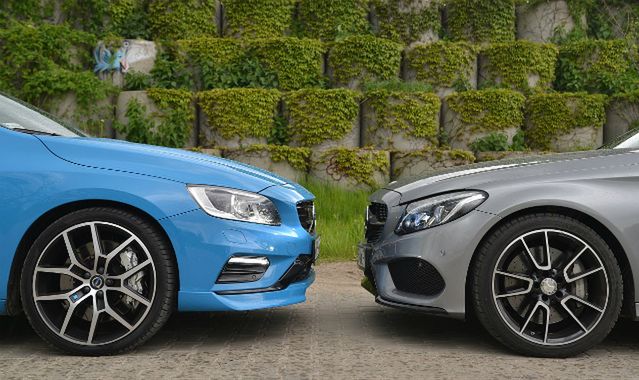 Dwa bieguny mocy: Volvo S60 Polestar i Mercedes C 450 AMG