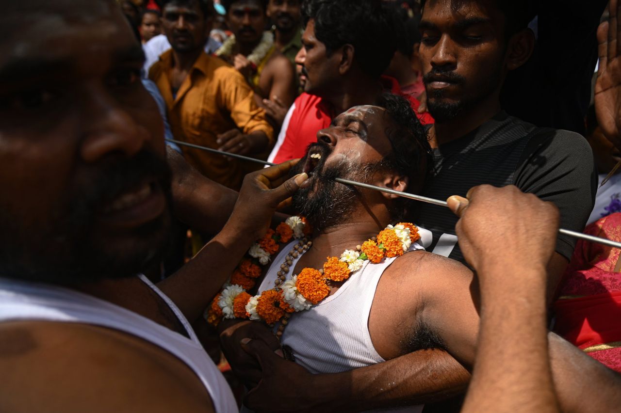 Panguni Uthiram – kontrowersyjny rytuał w świątyni Kalapet Shri Bala Murugan wzbudza niepokój i pytania