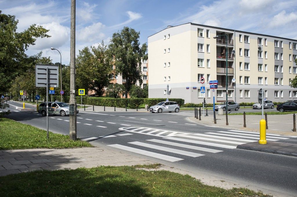 Zamontują światła na skrzyżowaniu ul. Pawińskiego i Korotyńskiego