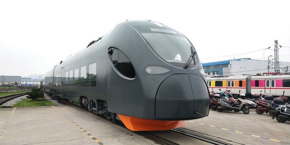 Chiński pociąg jak z filmu science-fiction może się spóźnić. Wszystkiemu winien koronawirus