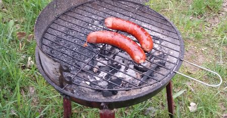 Można grillować na działce? Przepisy mówią jednoznacznie