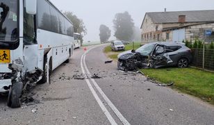 Wypadek autokaru przewożącego dzieci w Sławęcinie. Są ranni