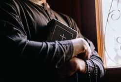 "Nie będzie żadnego dialogu". Proboszcz stawia strażakom ultimatum