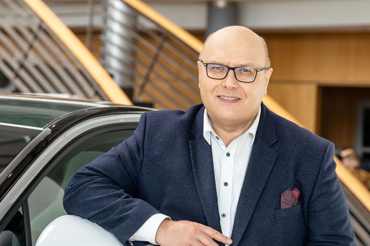 Pierwsze 100 dni nowego dyrektora VW w Polsce. Wywiad z Pawłem Szuflakiem
