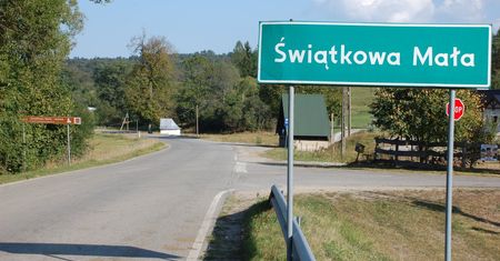 Świątkowa Mała: Znalezisko w lesie. Truchło i kości dzikich zwierząt