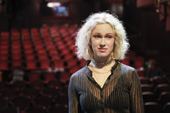 Łatka "nepo baby" niszczy psychikę? Socjolożka o Helenie Englert