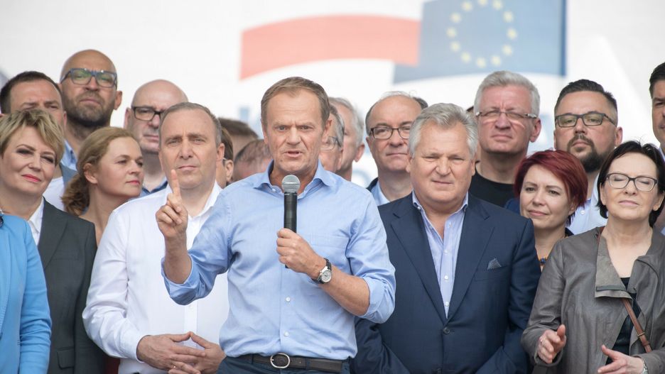 Donald Tusk wzywa na demonstrację