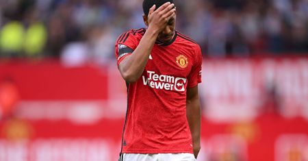 9 lat w 6 minut. Emocjonalne pożegnanie legendy Manchesteru United