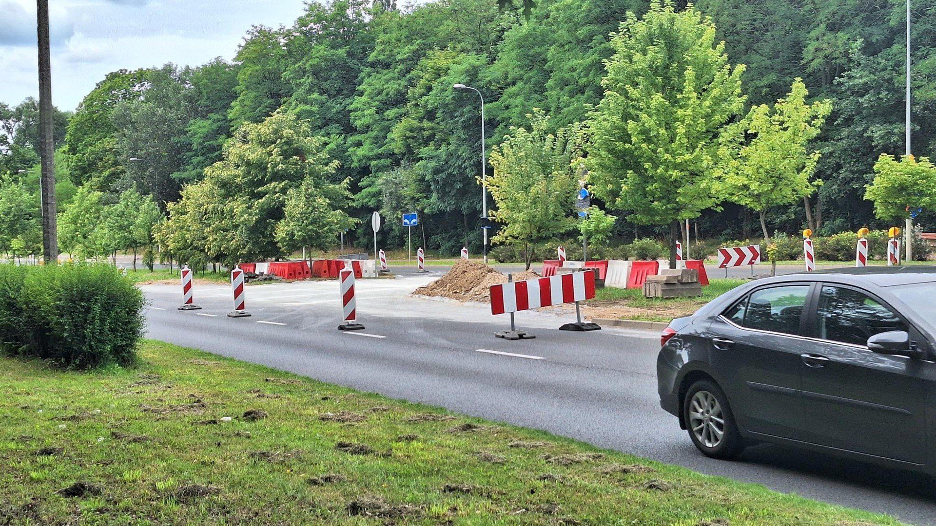 Kierowcy jadący od centrum w stronę Kłodawy będą musieli korzystać z tymczasowego przejazdu na Górczyńskiej.