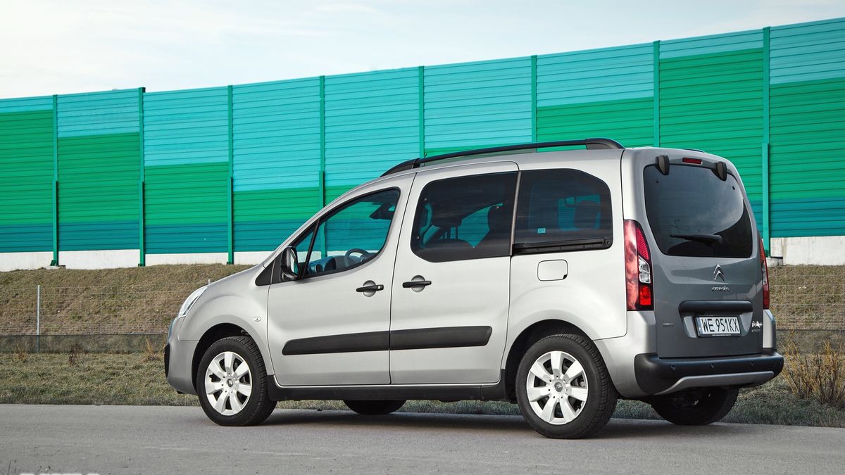 [h2]Przeczytaj test tego samochodu[/h2]