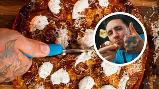 Adi Foxx nagrał film z Fat Peppa 2.0. To odpowiedź na pizzę Książula