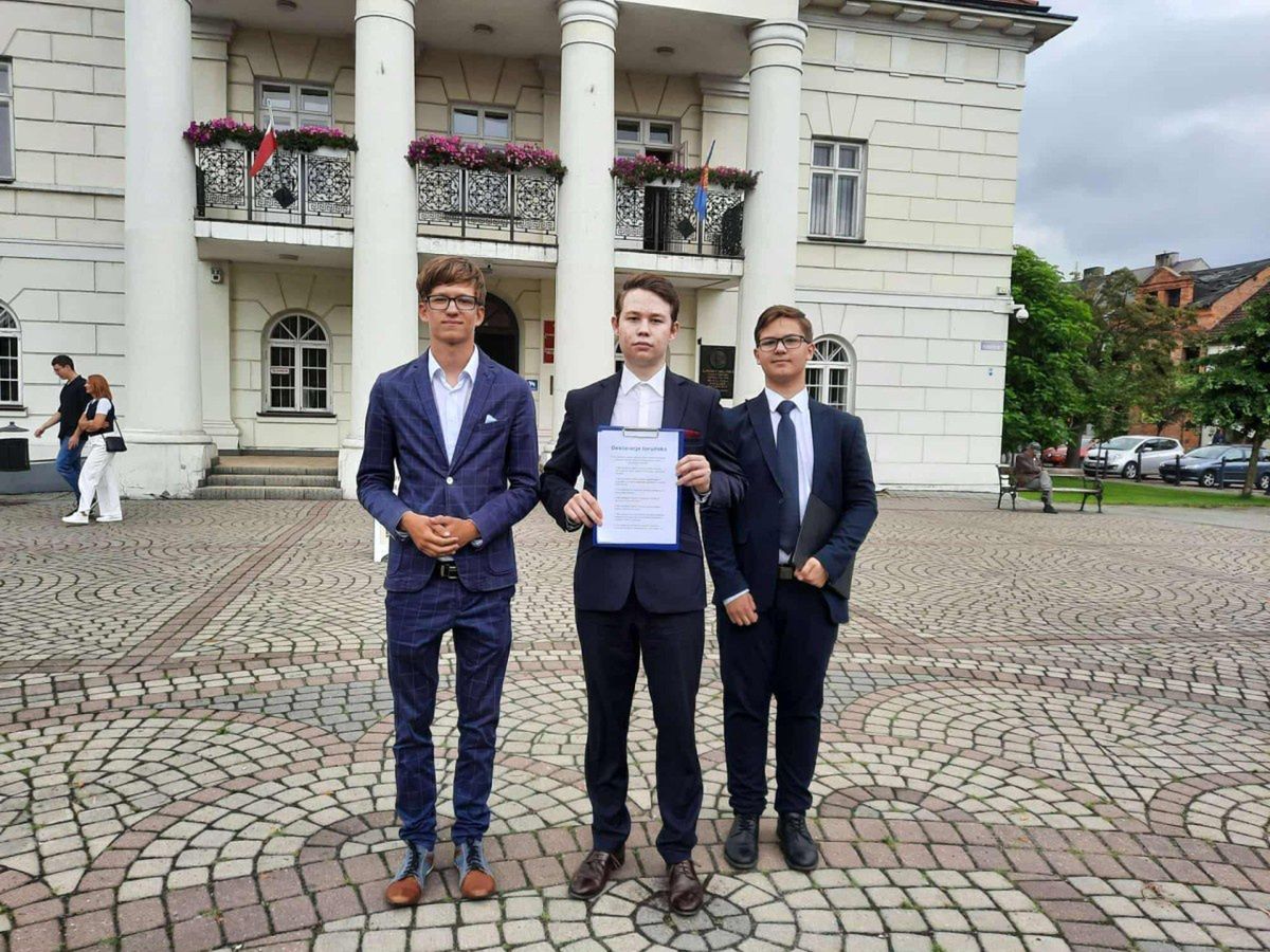 Młodzi dla Wolności przypominają prezydentowi elektowi o deklaracji