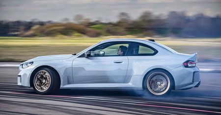 BMW M2 CS już bez tajemnic. Fani marki będą zachwyceni