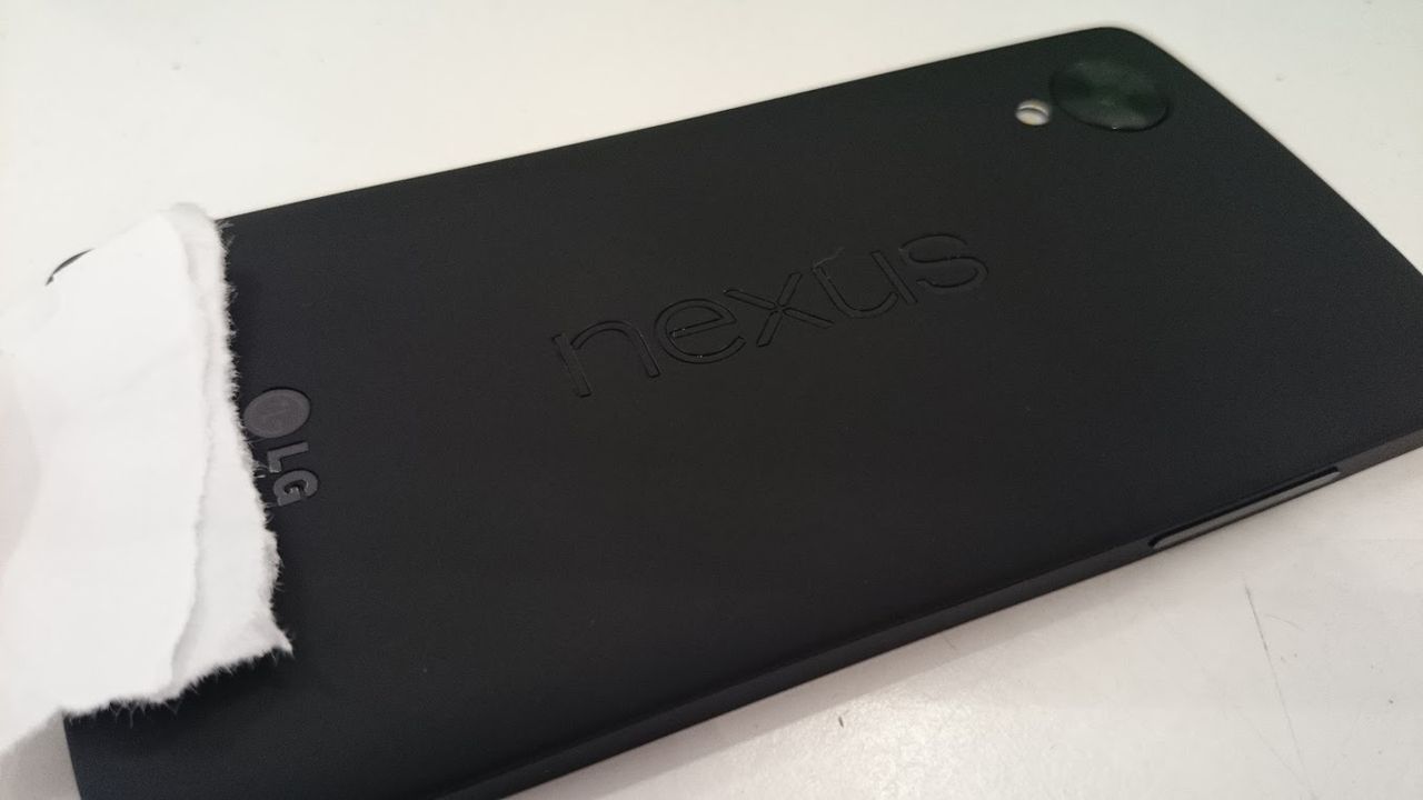 Nexus 5 (fot. frandroid.com)