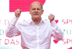 Merkel na pewno odchodzi? Jak Scholz stał się jej "klonem"