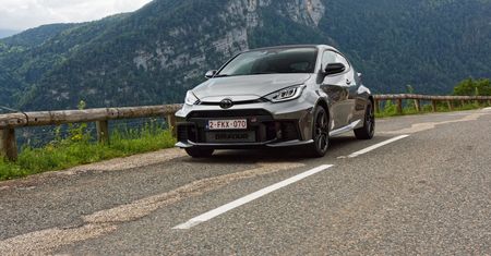 Pierwsza jazda: Odświeżona Toyota GR Yaris - zmiany poszły naprawdę daleko. I w dobrą stronę
