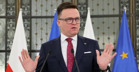 Hołownia potwierdza. "Otrzymałem wyczekiwaną korespondencję z PKW"