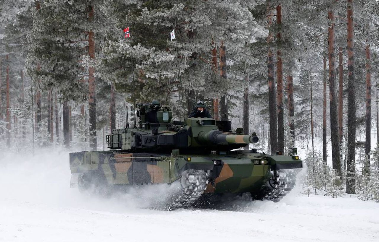 Jeden z najnowszych obecnie czołgów Leopard 2A7V dla Norwegii.