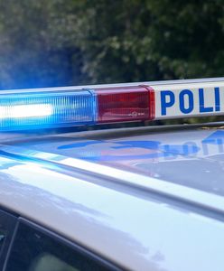Zwłoki wypadły z karawanu. Policja bada sprawę