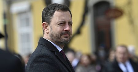 Premier Słowacji podał się do dymisji tuż przed wyborami. Otwarta droga dla prorosyjskiego rządu