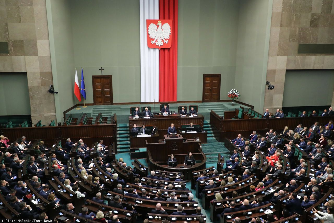Posiedzenie Sejmu. Nowy harmonogram. Czym zajmą się posłowie?