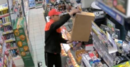 Sprytny oszust w sklepie. Zatrudnił się, żeby okradać własne paczki – strat ponad 100 tys. zł