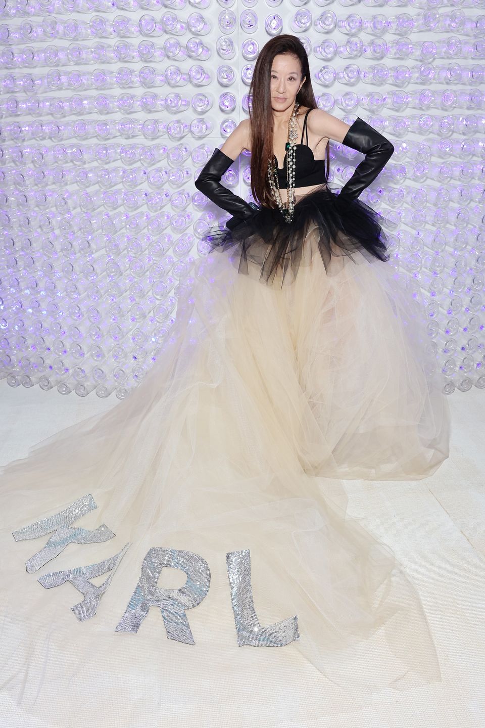Vera Wang podczas  Met Gala Celebrating "Karl Lagerfeld: A Line Of Beauty"