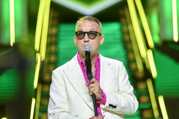 Syn Wojciecha Młynarskiego upamiętnił w Sopocie zmarłego tatę. Wzruszona publiczność wstała z miejsc