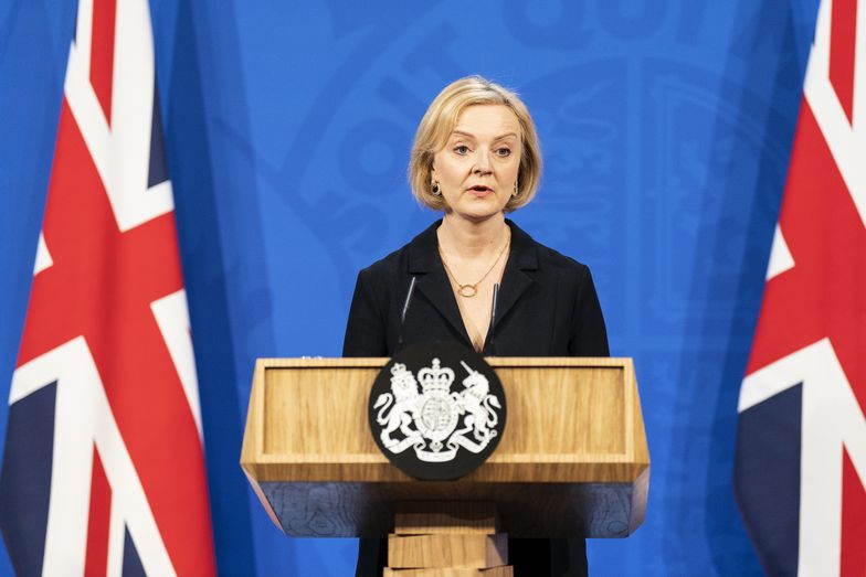 Brytyjska premier przeprasza za błędy. Liz Truss chce jednak pozostać na stanowisku