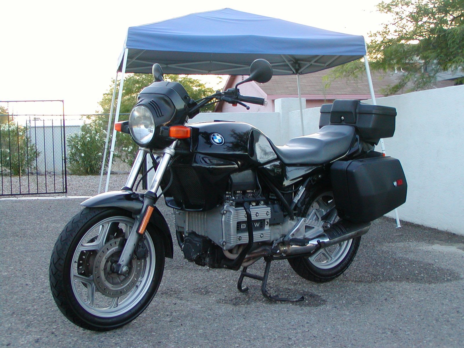 BMW K75