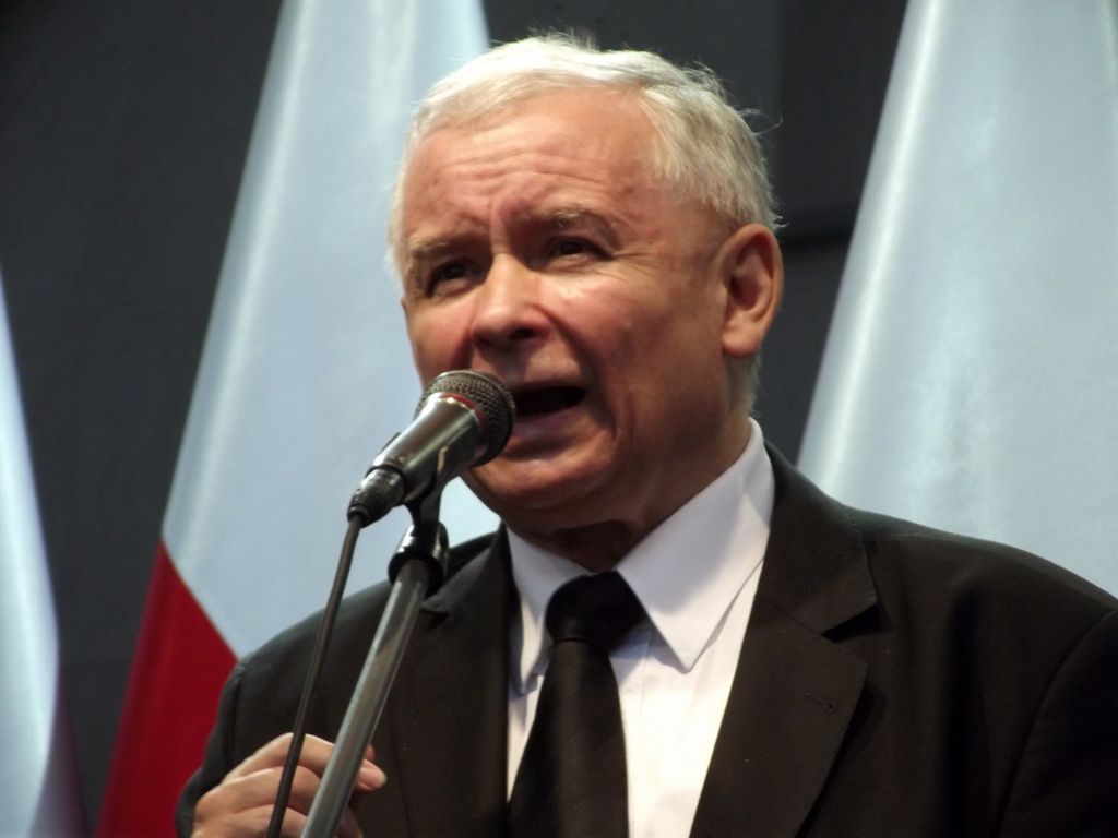 "Szara eminencja" PiS. Słucha się jej nawet Kaczyński
